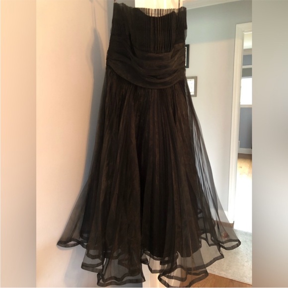 Betsey Johnson Evening Strapless Pleated Dress w/Cummerbund Size 8 Like New! - Picture 3 of 11